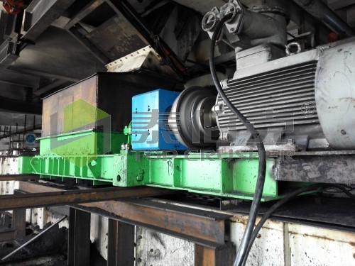 01 煤泥破碎機(jī).jpg