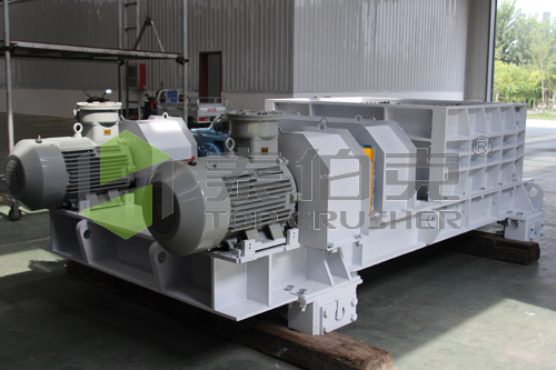 03 標準型破碎機.jpg.png